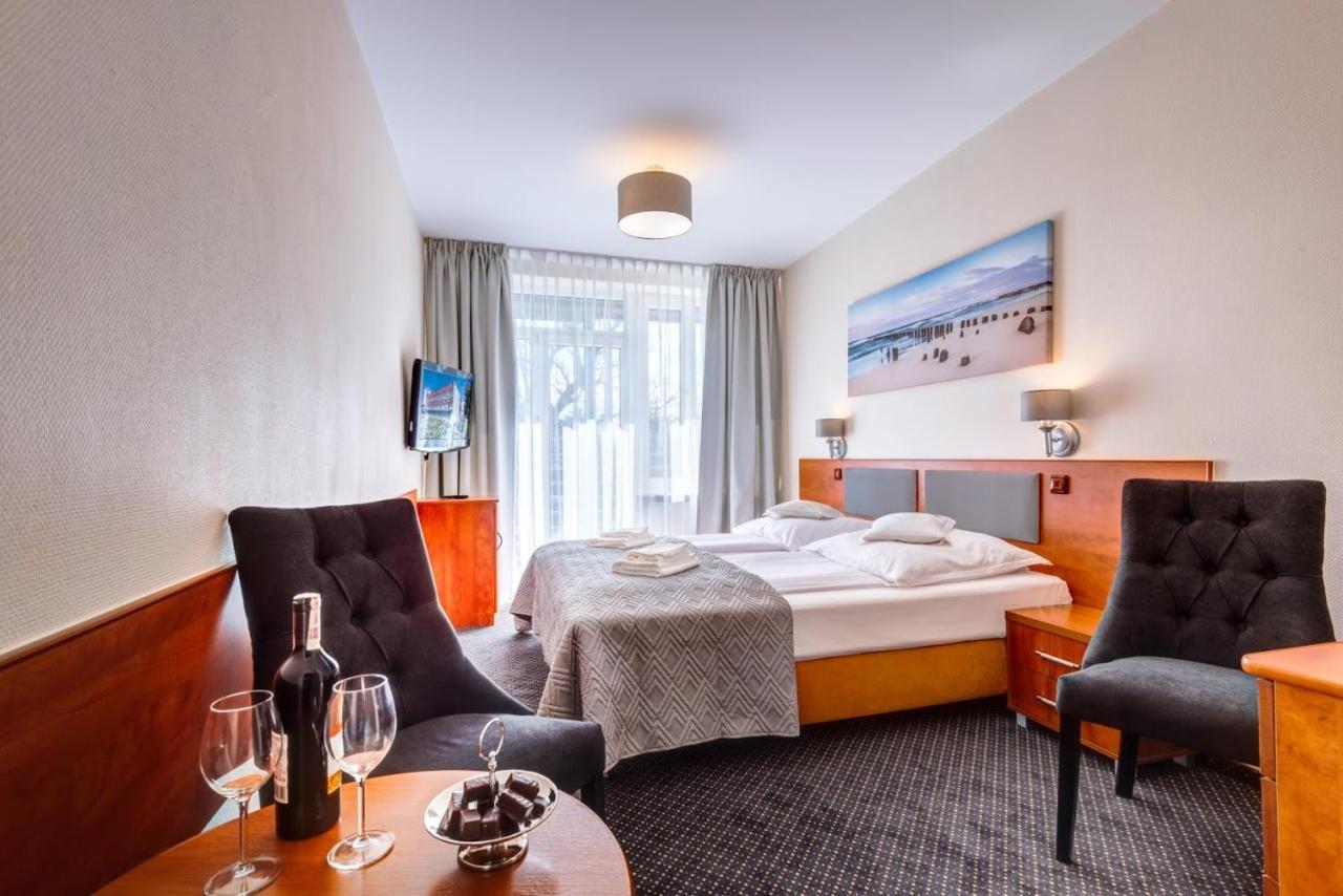 Osrodek Perelka Hotel Kolobrzeg Ngoại thất bức ảnh