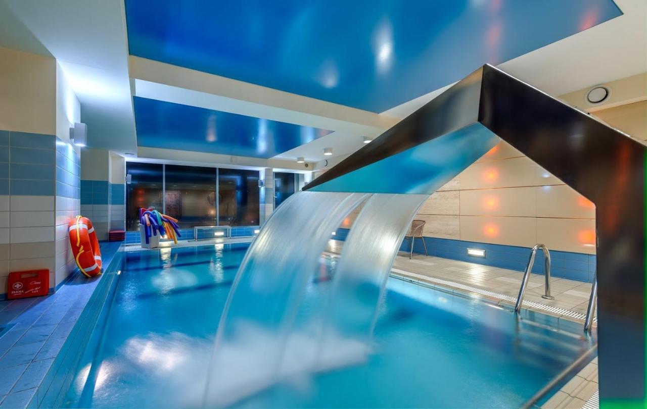 Osrodek Perelka Hotel Kolobrzeg Ngoại thất bức ảnh
