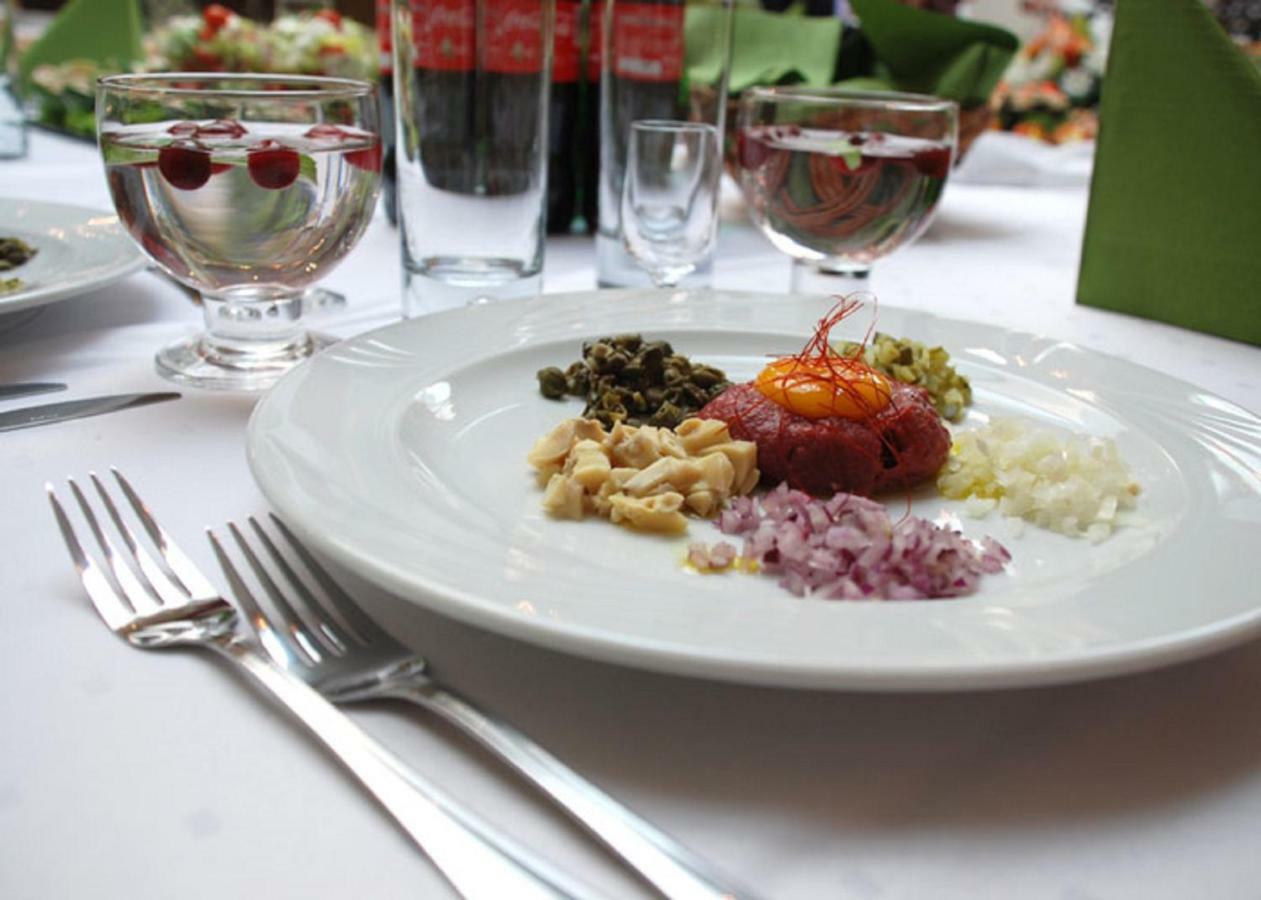 Osrodek Perelka Hotel Kolobrzeg Ngoại thất bức ảnh