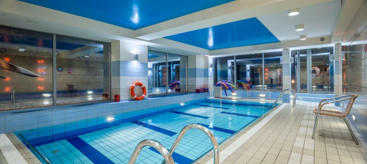Osrodek Perelka Hotel Kolobrzeg Ngoại thất bức ảnh